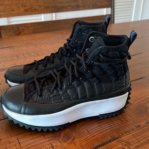 NWOT!! Converse All Star Run Star Hike! UNISEX!! Men 7.5 Woman 9!!